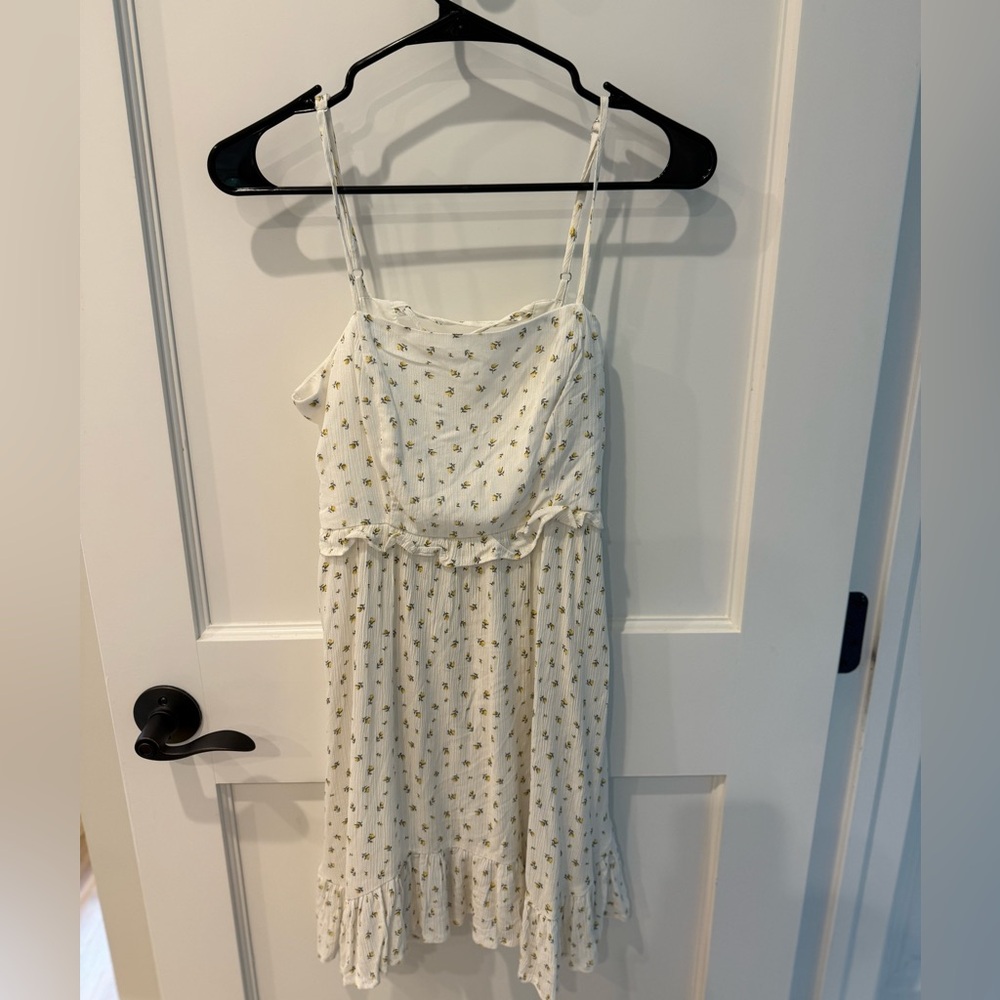 White Floral Mini Dress Criss Cross Tie Back XS